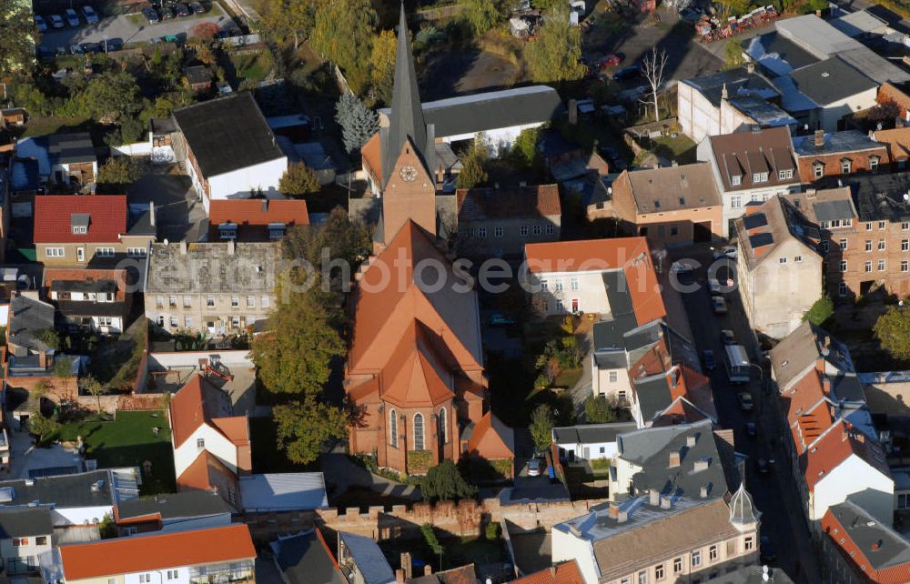 Aerial image Burg - Blick auf die Sankt Johannes Baptist Kirche in Burg bei Magdeburg. Kontakt: Bernhard Ruth Stadtverwaltung Burg, In der Alten Kaserne 2 39288 Burg, Tel. +49(0)3921 921 202, Email: bernhard.ruth@stadt-burg.de; Kersten Schumacher Stadtverwaltung Burg, In der Alten Kaserne 2 39288 Burg, Tel. +49(0)3921 921 604, Email: kersten.schumacher@stadt-burg.de; Bürgerbüro Anett Primas, Markt 1 39288 Burg, Tel. +49(0)3921 484490, Email: burginfo@stadt-burg.de; Katholisches Pfarramt Sankt Johannes Baptist Pfarrer Dietrich Hartmann, Grünstraße 13 39288 Burg, Tel. +49(0)3921 9880 21, Fax +49(0)3921 9880 22, Email: st.johannes.burg@t-online.de