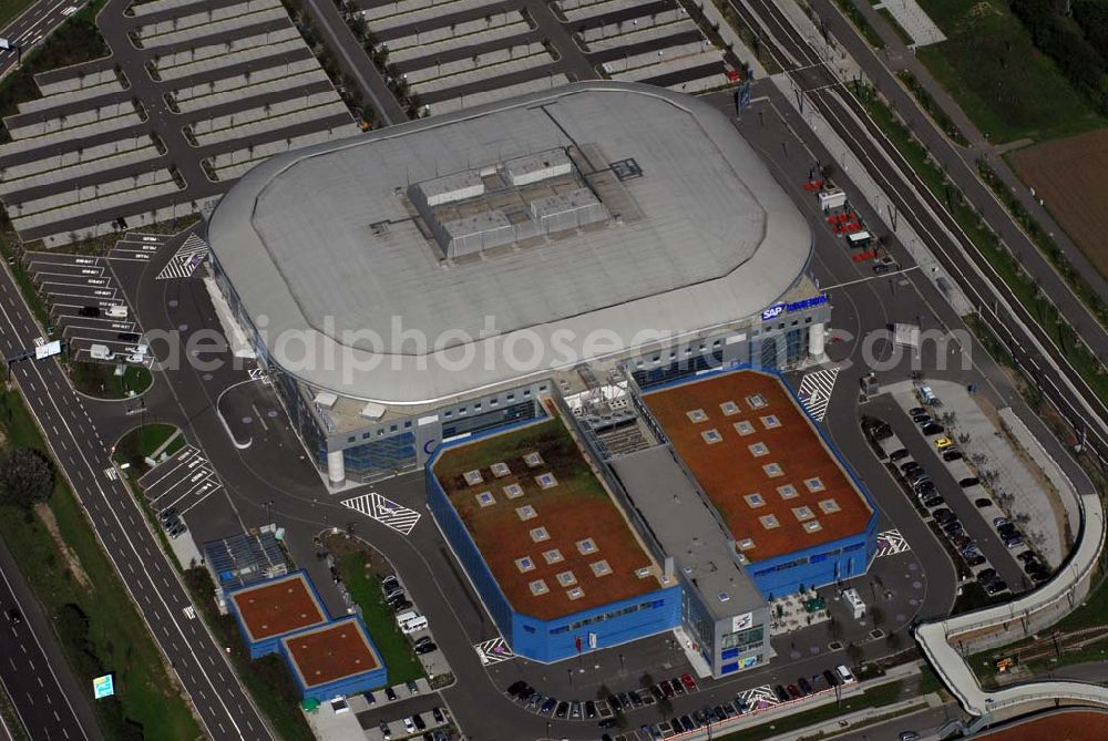 Aerial photograph Mannheim - 01.09.2006 Mannheim (Baden-Württemberg) Blick auf die SAP Arena am Flughafen Mannheim,SAP ARENA Betriebsgesellschaft der Multifunktionsarena Mannheim mbH & Co. KG Xaver-Fuhr-Str. 150 ,68163 Mannheim ,Tel.: +49 (0) 6 21 - 1 81 90 - 204 Fax: +49 (0) 6 21 - 1 81 90 - 18 213,e-Mail: info@saparena.de