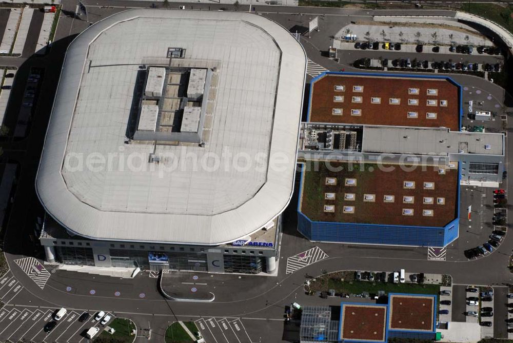 Aerial photograph Mannheim - 01.09.2006 Mannheim (Baden-Württemberg) Blick auf die SAP Arena am Flughafen Mannheim,SAP ARENA Betriebsgesellschaft der Multifunktionsarena Mannheim mbH & Co. KG Xaver-Fuhr-Str. 150 ,68163 Mannheim ,Tel.: +49 (0) 6 21 - 1 81 90 - 204 Fax: +49 (0) 6 21 - 1 81 90 - 18 213,e-Mail: info@saparena.de