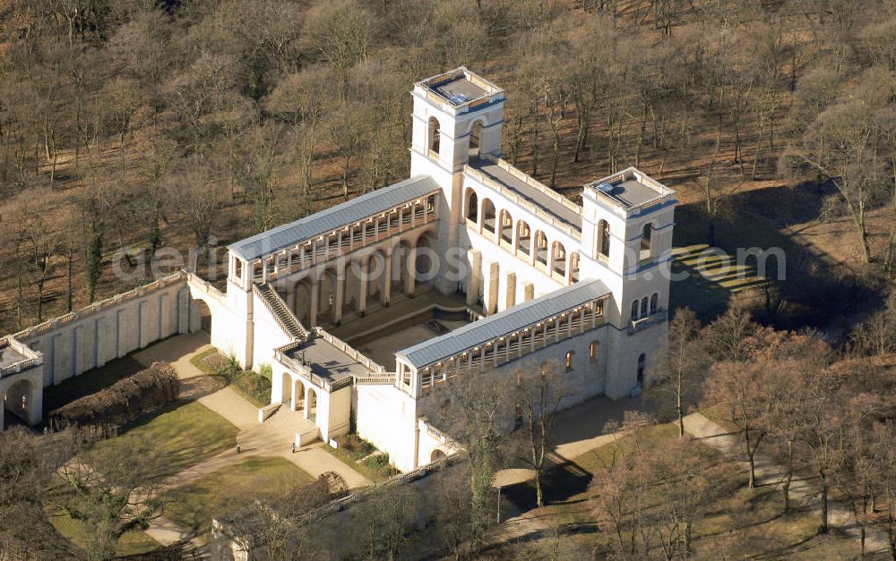 Potsdam from above - Blick auf Schloss Belvedere auf dem Pfingstberg in Potsdam. Belvedere ist ein zum Ensemble Potsdamer Schlösser und Gärten gehörendes Schloss nördlich des Neuen Gartens. Es wurde wegen der schönen Aussicht unter Friedrich Wilhelm IV. errichtet und ist nur ein Teil eines ursprünglich wesentlich umfangreicheren Bauvorhabens. Erbaut 1847 bis 1852 und 1860 bis 1863. 1999 wurde es in die Liste des UNESCO Weltkulturerbes aufgenommen.