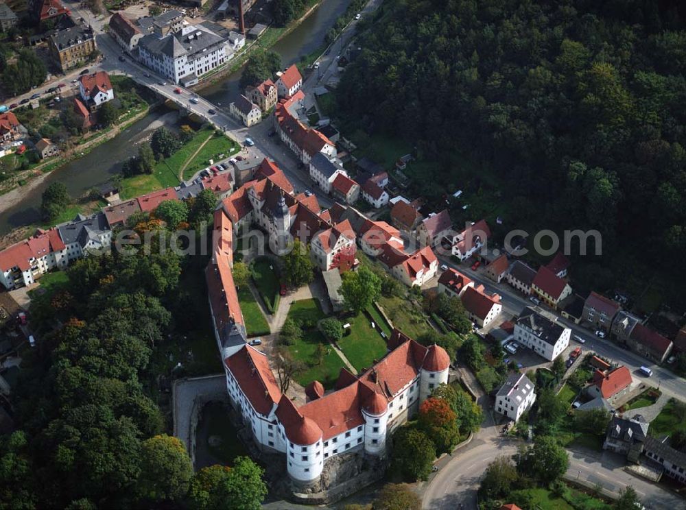 Aerial photograph Nossen - Blick auf das Schloss Nossen in Sachsen, Kontakt: Am Schloss 3, 01683 Nossen, Tel.:(03 52 42) 5 04 30,