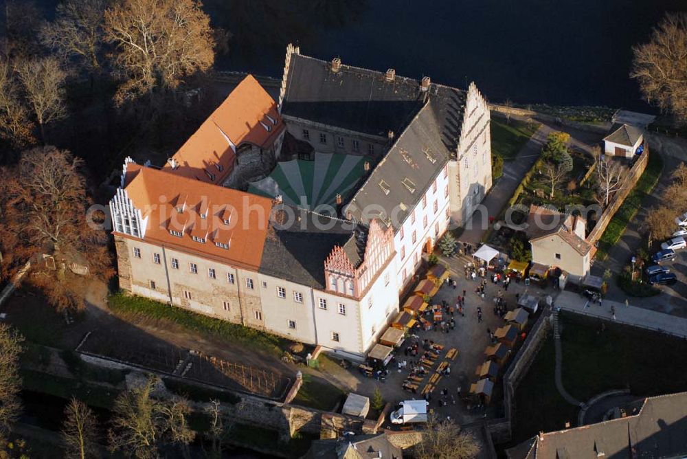 Aerial photograph Trebsen - , Blick auf das Schloss in Trebsen, Förderverein für Handwerk und Denkmalpflege e.V. Schloss Trebsen, Thomas-Müntzer-Gasse 2, 04687 Trebsen, Geschäftsführer: Dipl.-Ing. Uwe Bielefeld, Tel.: 034383-92300, Fax:034383-92350 E-mail: u.bielefeld@schloss-trebsen.de,