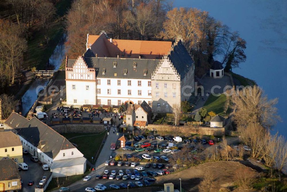 Aerial photograph Trebsen - , Blick auf das Schloss in Trebsen, Förderverein für Handwerk und Denkmalpflege e.V. Schloss Trebsen, Thomas-Müntzer-Gasse 2, 04687 Trebsen, Geschäftsführer: Dipl.-Ing. Uwe Bielefeld, Tel.: 034383-92300, Fax:034383-92350 E-mail: u.bielefeld@schloss-trebsen.de,