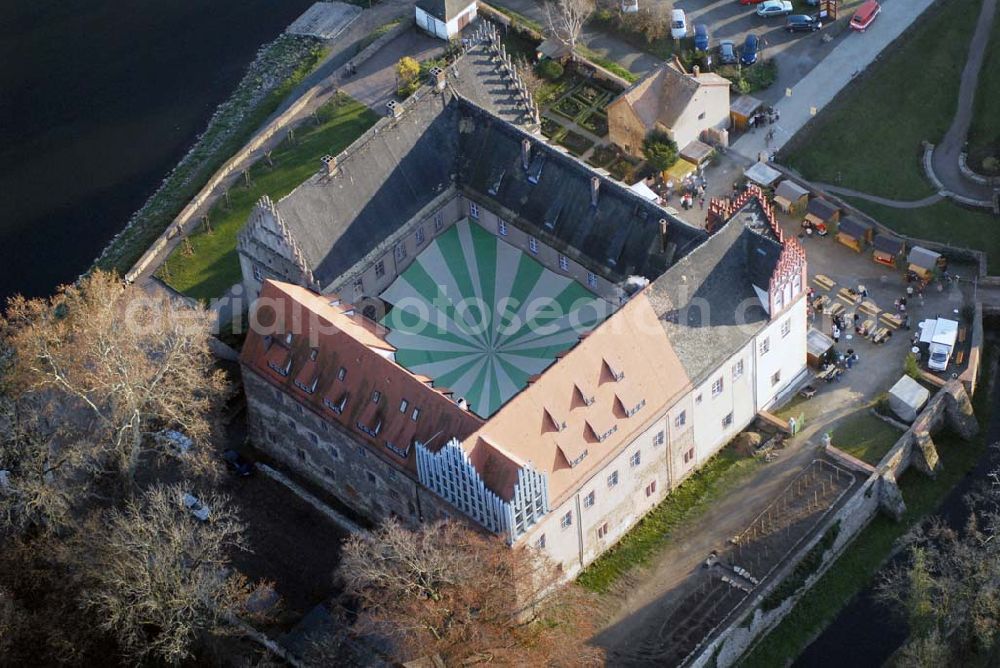 Aerial image Trebsen - , Blick auf das Schloss in Trebsen, Förderverein für Handwerk und Denkmalpflege e.V. Schloss Trebsen, Thomas-Müntzer-Gasse 2, 04687 Trebsen, Geschäftsführer: Dipl.-Ing. Uwe Bielefeld, Tel.: 034383-92300, Fax:034383-92350 E-mail: u.bielefeld@schloss-trebsen.de,