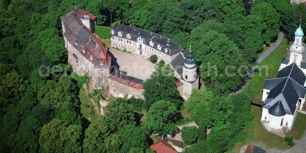 Aerial image Limbach-Oberfrohna - Blick auf das Schloss Wolkenburg in der Stadt Limbach-Oberfrohna in Sachsen, Kontakt: Förderverein Schloss Wolkenburg Tel.: 037609 - 58 17 0,