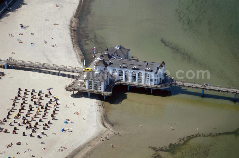 Ostseebad Sellin from above - Blick auf die Seebrücke Sellin auf Rügen. Kontakt: Seebrücke Sellin GmbH, Seebrücke 1, 18586 Sellin, Tel. 38303 9296-00, Fax 38303 9296-99, E-Mail: info@seebrueckesellin.de