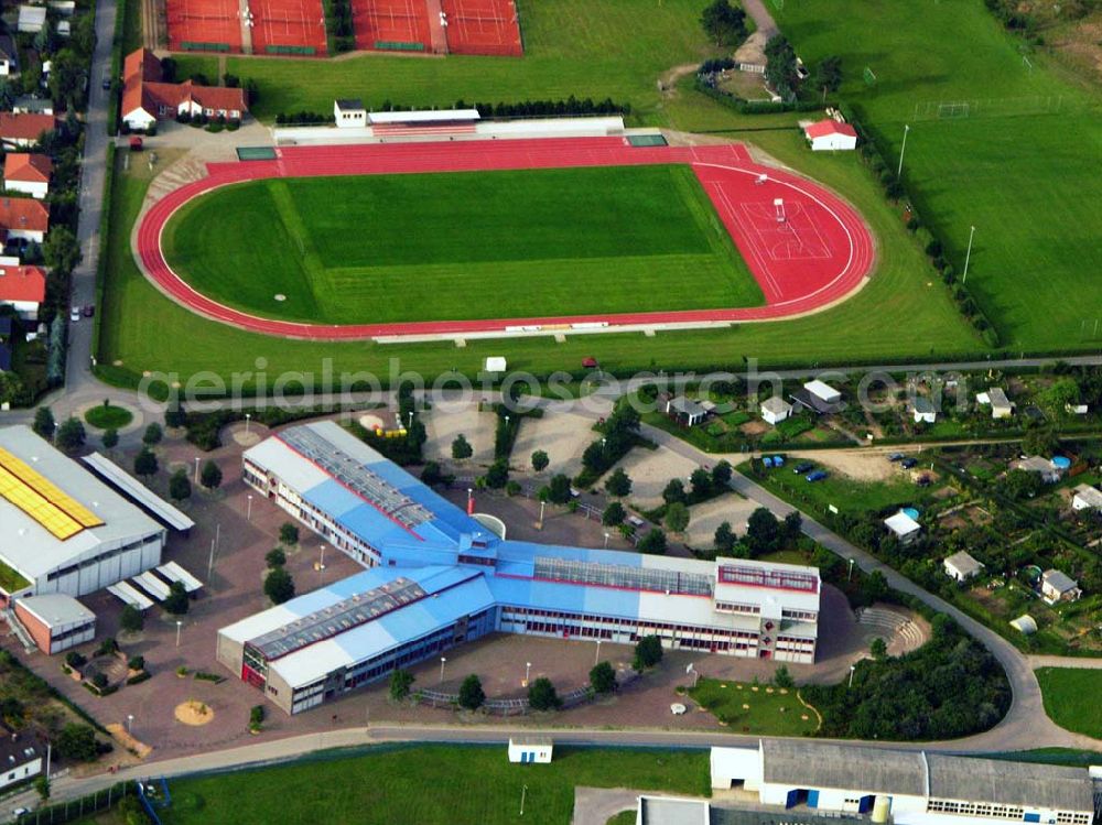 Jessen from above - 27.08.2005 Jessen; Stadion Jahn-Sportanlage, Am Sportplatz 2, 06917 Jessen (Elster), Tennisanlage mit 4 Spielplätzen, Fußballplatz, Leichtathletikanlagen