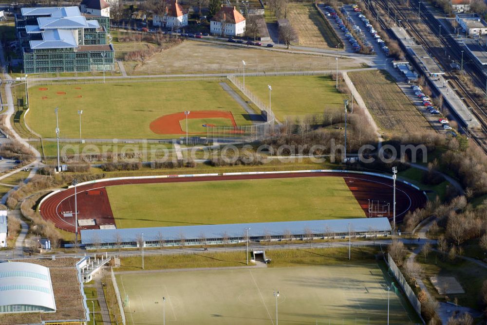 Aerial photograph Haar - Blick auf die Sportanlage des TSV Haar bei München. Haar ist eine Gemeinde im oberbayerischen Landkreis München östlich von München. Kontakt: Geschäftsstelle TSV Haar e.V., Höglweg 7, 85540 Haar, Tel.: 089-46 23 06 15, E-mail: info@tsv-haar.de