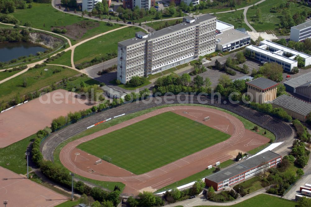 Halle from above - Blick auf das Stadion Neustadt in Halle. Geplant ist ein Neubau des Stadions für ca. 15 Mio Euro. Es sollen dann 15.000 Zuschauerplätze zur Verfügung stehen. Adresse: Nietlebener Straße 14, 06126 Halle (Saale), Tel. +49 (0)3 45 6 87 20 86