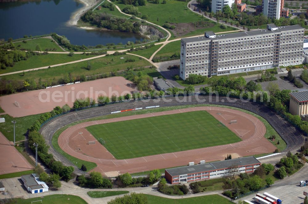 Halle from above - Blick auf das Stadion Neustadt in Halle. Geplant ist ein Neubau des Stadions für ca. 15 Mio Euro. Es sollen dann 15.000 Zuschauerplätze zur Verfügung stehen. Adresse: Nietlebener Straße 14, 06126 Halle (Saale), Tel. +49 (0)3 45 6 87 20 86