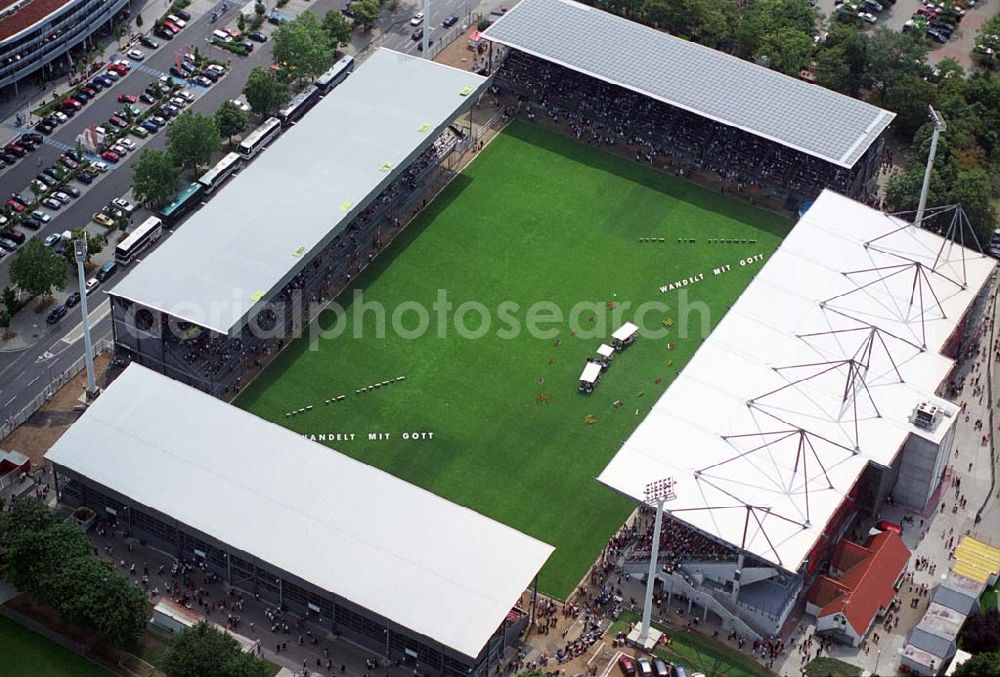 Mainz from above - 24.07.2004 Blick auf das Stadion in Mainz, Stadion am Bruchweg,Dr.-Martin-Luther-King-Weg , 55122 Mainz,1. FSV Mainz05 ,Telefon: 06131-37 55 00, Telefax: 06131-37 55033, info@mainz05.de,