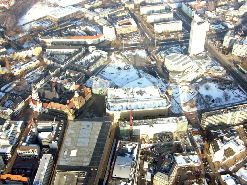 Chemnitz / Sachsen from the bird's eye view: 15.01.2006 Chemnitz: Blick auf die Baustelle hinter dem CineStar - Filmpalast am Roten Turm in Chemnitz