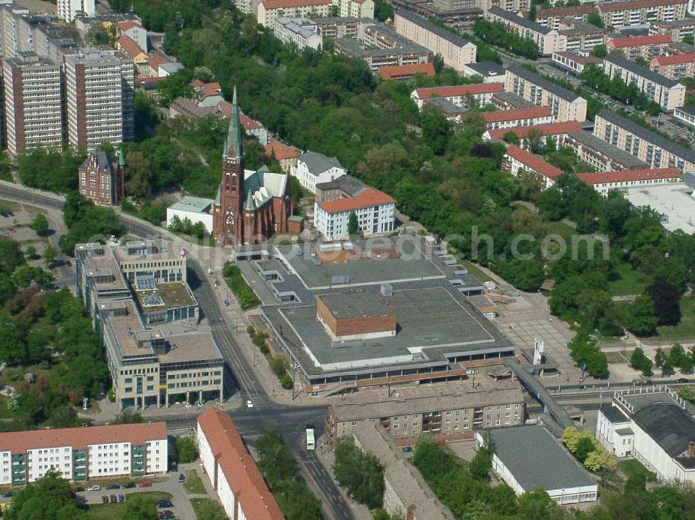 Frankfurt / Oder from the bird's eye view: Blick auf das Stadtzentrum von Frankfurt / Oder mit dem neuen Einkaufszentrum und dem neu umgebauten Grenzübergang über die Oder.