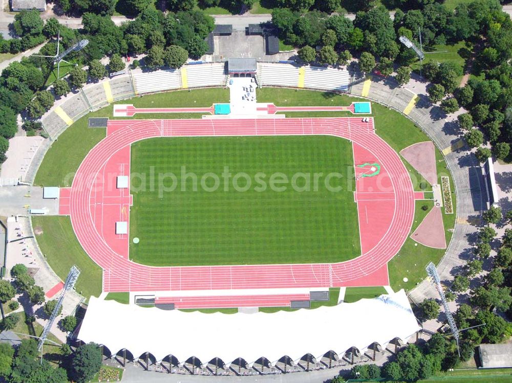 Aerial photograph Erfurt / Thüringen - Blick auf das Steigerwaldstadion. Arnstädter Straße 55 99096 Erfurt Betriebsstellenleiter Herr Debuch, Tel.: 03 61/655 46 20 oder 03 61/655 46 21