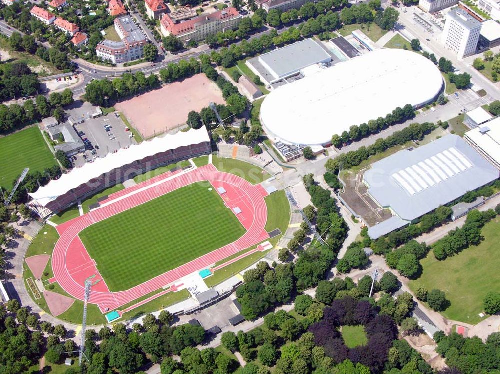 Aerial photograph Erfurt / Thüringen - Blick auf das Steigerwaldstadion. Arnstädter Straße 55 99096 Erfurt Betriebsstellenleiter Herr Debuch, Tel.: 03 61/655 46 20 oder 03 61/655 46 21