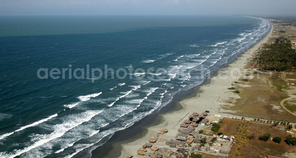 Aerial image Lingayen - Blick auf den Strand von Mabini. Aufgrund des weißen Strandes ist die Region von Mabini und Lingayen sehr beliebt bei Touristen. View on Mabini beach. Because of the white beach the region around Mabini and Lingayen is very popular with tourists.