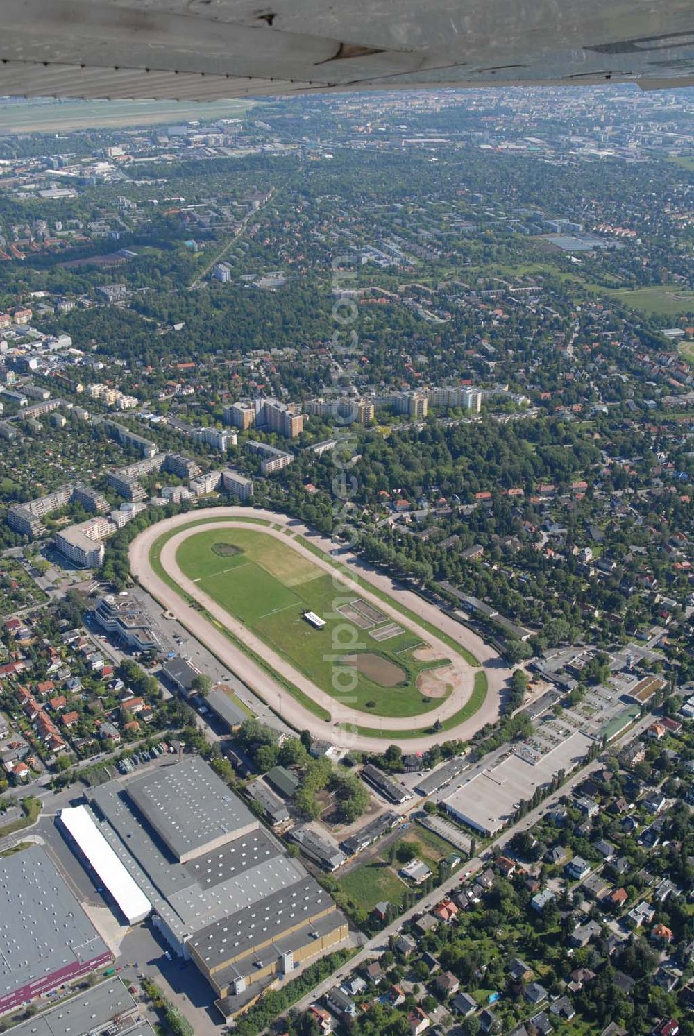 Aerial photograph Berlin - Blick auf die Trabrennbahn in Berlin-Mariendorf. (Berliner Trabrenn-Verein e.V., Mariendorfer Damm 222, 12107 Berlin, btv@berlintrab.de, Tel.: 030-7401212, Fax: 030-7401211)