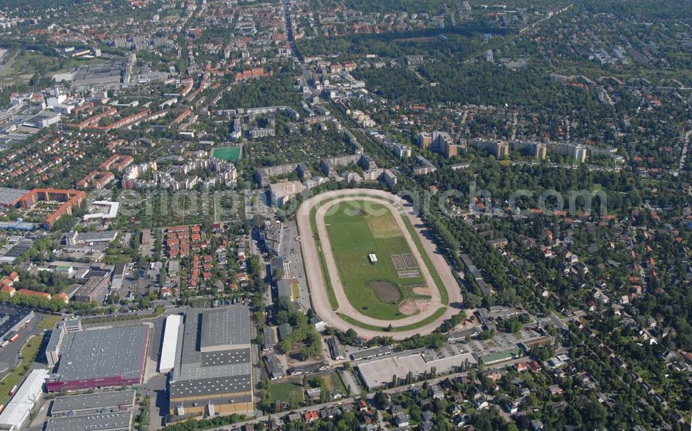 Aerial image Berlin - Blick auf die Trabrennbahn in Berlin-Mariendorf. (Berliner Trabrenn-Verein e.V., Mariendorfer Damm 222, 12107 Berlin, btv@berlintrab.de, Tel.: 030-7401212, Fax: 030-7401211)