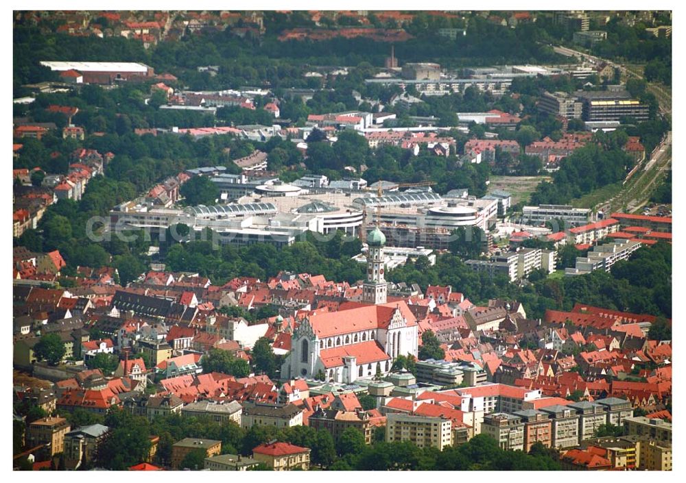 Augsburg / Bayern from the bird's eye view: 12.07.2005 Augsburg (Bayern) Blick auf die St. Ulrich und Afra . Katholische Kirche, errichtet zwischen 1474 und 1612. Begraben liegen die heiligen Ulrich und Afra in der Krypta. Ebenso im Bild die City-Galerie der ECE Projektmanagement GmbH.