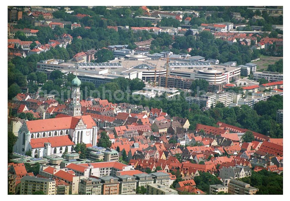 Aerial image Augsburg / Bayern - 12.07.2005 Augsburg (Bayern) Blick auf die St. Ulrich und Afra . Katholische Kirche, errichtet zwischen 1474 und 1612. Begraben liegen die heiligen Ulrich und Afra in der Krypta. Ebenso im Bild die City-Galerie der ECE Projektmanagement GmbH.