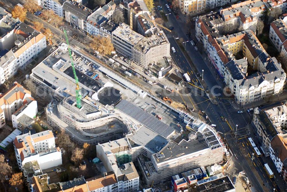 Berlin Steglitz from the bird's eye view: Blick auf die Umbau- und Erweiterungsbauarbeiten am FORUM STEGLITZ KG - Grundstücksgesellschaft Schloßstraße 1/2 mbH & Co. Schloßstraße 1, 12163 Berlin -