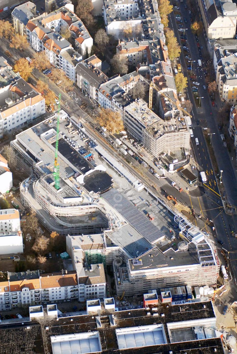 Aerial image Berlin Steglitz - Blick auf die Umbau- und Erweiterungsbauarbeiten am FORUM STEGLITZ KG - Grundstücksgesellschaft Schloßstraße 1/2 mbH & Co. Schloßstraße 1, 12163 Berlin -