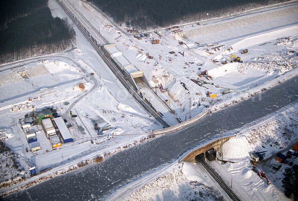 Aerial photograph Eberswalde / Brandenburg - 24.01.2006 Eberswalde: Umleitungsarbeiten am Oder-Havel-Kanal zu Eberswalde im Unterquerbereich der Eisenbahnlinie nach Stralsund. Ein Projekt der Wasser- und Schifffahrtdirektion Ost im Rahmen der Verkehrsprojekte Deutsche Einheit.