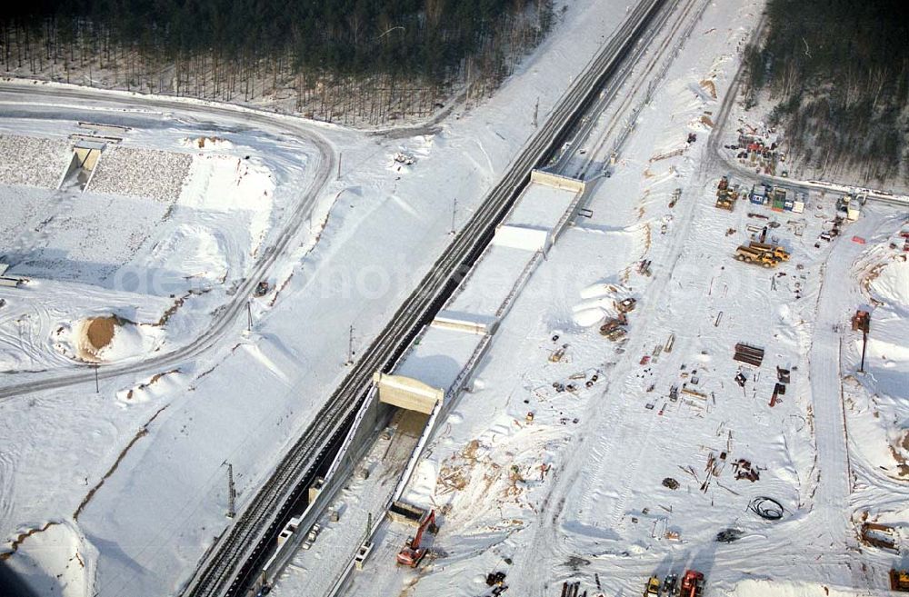 Aerial image Eberswalde / Brandenburg - 24.01.2006 Eberswalde: Umleitungsarbeiten am Oder-Havel-Kanal zu Eberswalde im Unterquerbereich der Eisenbahnlinie nach Stralsund. Ein Projekt der Wasser- und Schifffahrtdirektion Ost im Rahmen der Verkehrsprojekte Deutsche Einheit.