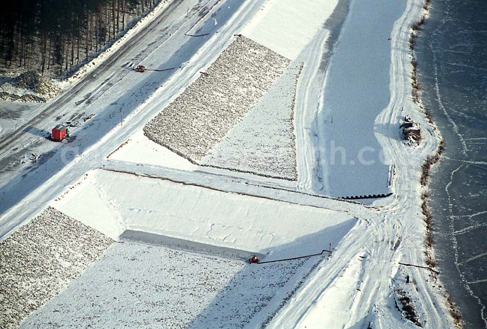 Eberswalde / Brandenburg from above - 24.01.2006 Eberswalde: Umleitungsarbeiten am Oder-Havel-Kanal zu Eberswalde im Unterquerbereich der Eisenbahnlinie nach Stralsund. Ein Projekt der Wasser- und Schifffahrtdirektion Ost im Rahmen der Verkehrsprojekte Deutsche Einheit.