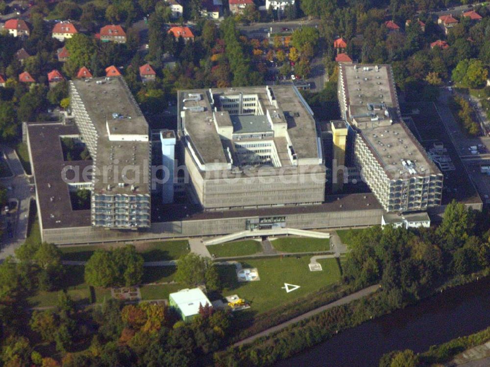 Aerial photograph Berlin-Steglitz - Universitätsklinikum Benjamin Franklin in Berlin-Steglitz 12203 Berlin-Steglitz, Hindenburgdamm 30. fon/fax:, 84 45-0 /