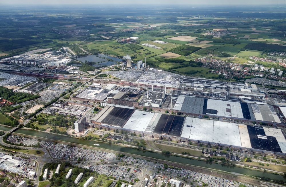 Aerial image Wolfsburg - View of the Volkswagen plant in Wolfsburg. The Volkswagen plant in Wolfsburg is, with its production facilities, the parent company of Volkswagen AG. It was built from the late 1930s, portions of the work are now protected as an industrial monument