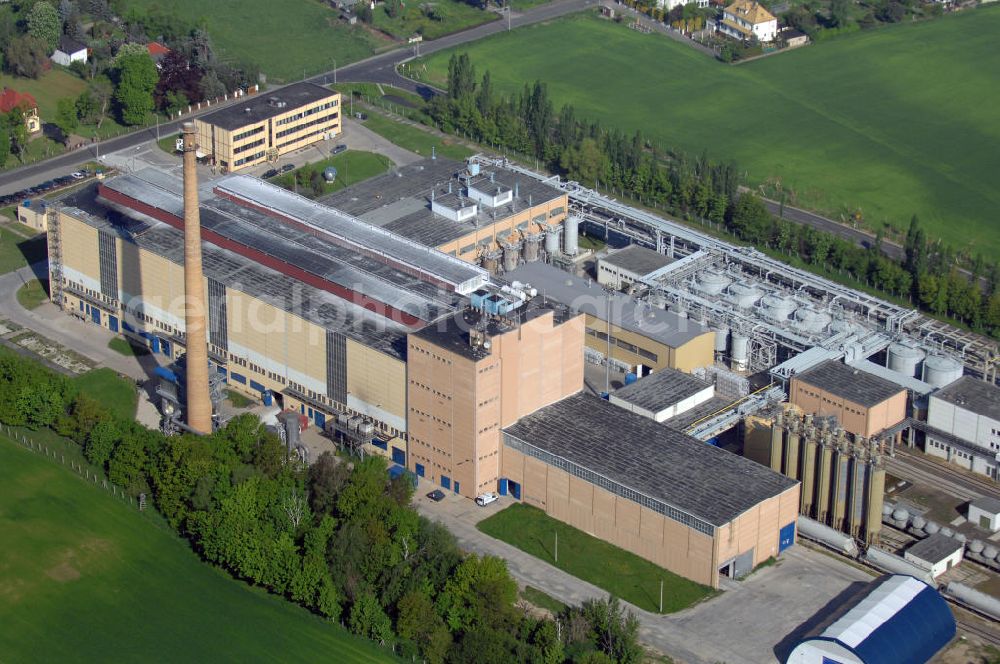 Aerial image Wurzen - Blick auf die Wasserglasfabrik PQ Potters Europe GmbH in Wurzen. Die PQ Potters Europe GmbH beschäftigt sich mit der Produktion, Verarbeitung und den Vertrieb von flüssigem und festem Kali- und Natronwasserglas sowie deren Folgeprodukten. Kontakt: PQ Potters Europe GmbH, Am Wachtelberg 8 a, 04808 Wurzen,Tel. +49(0)3425 880611, Fax +49(0)3425 813571, E-Mail: Marlies.Ackermann@pqeuropa.com