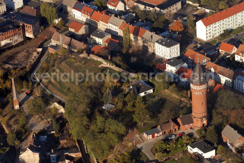 Aerial image Burg - Blick auf den Wasserturm (erbaut 1902) in Burg bei Magdeburg.