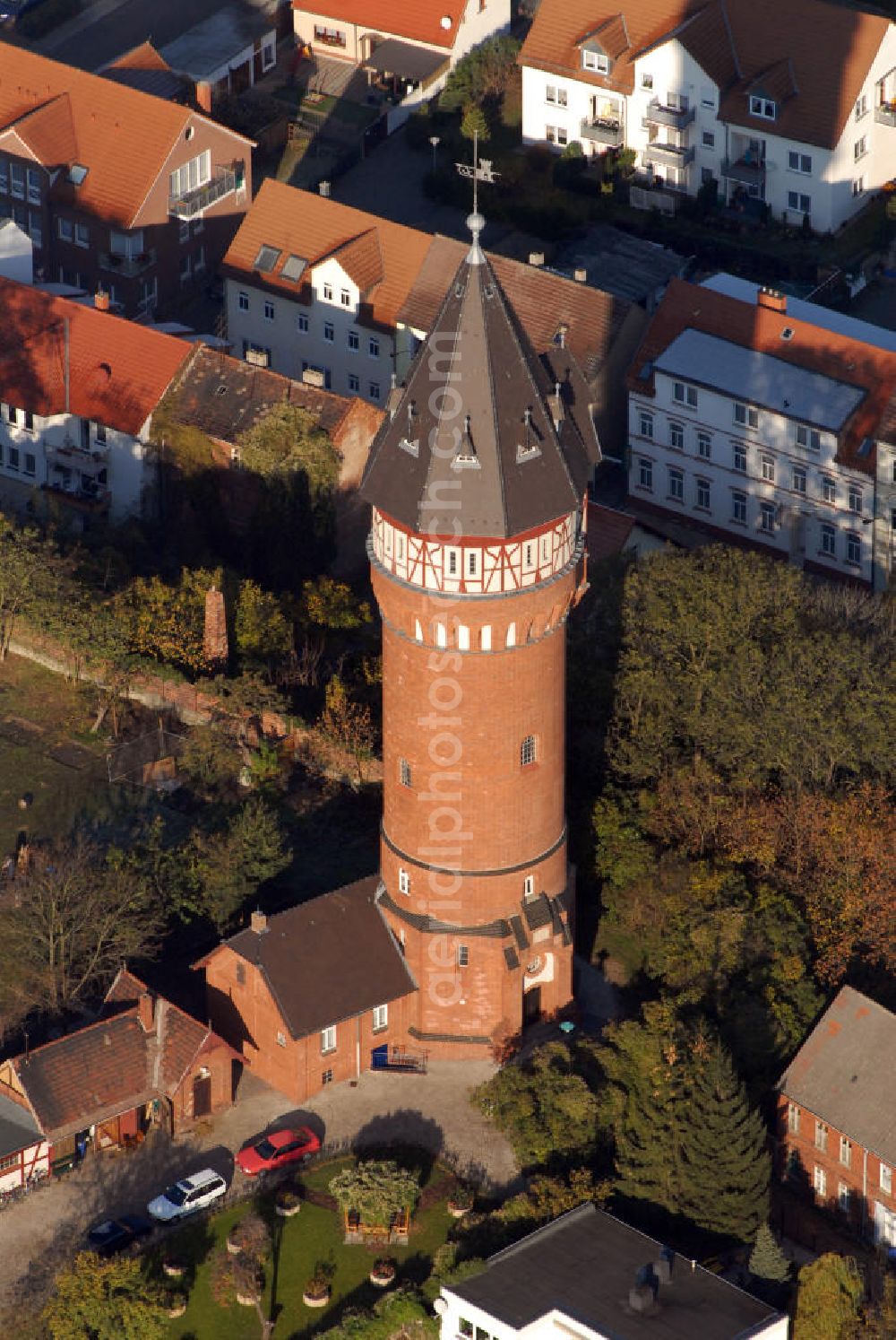 Aerial photograph Burg - Blick auf den Wasserturm (erbaut 1902) in Burg bei Magdeburg.