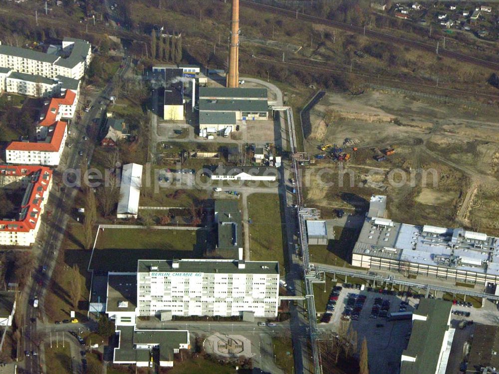 Aerial photograph Berlin - 07.02.2005 Blick auf das Werksgelände der Berlin Chemie AG. Vorstandsvorsitzender: Dr. Reinhard Uppenkamp, Projektmanagement: Beate Schott email: bschott@berlin-chemie.de, Sitz der Gesellschaft: Glienicker Weg 125 – 127 12489 Berlin, fon: (+49) 030-6707-0 ,fax: (+49)030-6707-2120, email: info@berlin-chemie.de