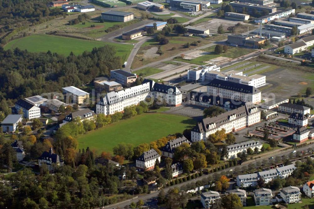 Aerial photograph Wetzlar - Wetzlar, ehemals Reichsstadt und Sitz des Reichskammergerichts, ist die Kreisstadt des Lahn-Dill-Kreises und zugleich ein wirtschaftliches und kulturelles Zentrum sowie der herausragende Industriestandort in Mittelhessen. Das Stadtgebiet liegt in Höhe der Dillmündung in die Lahn.Im Vordergrund CompetenceCenter Duale Hochschulstudienstudium e.V.; Charlotte-Bamberg-Str. 3; 06441 44786 ; Verkehrsinstitut Michel GmbH; Charlotte-Bamberg-Str. 4; 0644167927; Stadtverwaltung: Ernst-Leitz-Straße 30; 35578 Wetzlar; Webpräsenz: