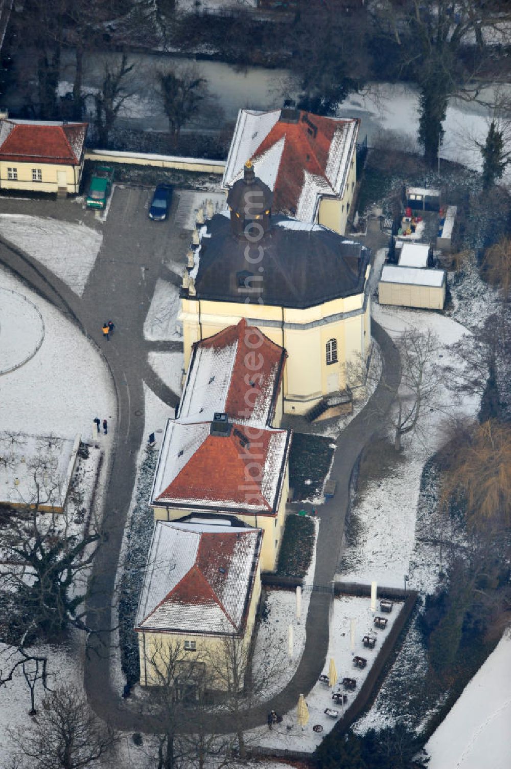 Berlin from the bird's eye view: Views of the snow-covered castle Köpenick in Berlin