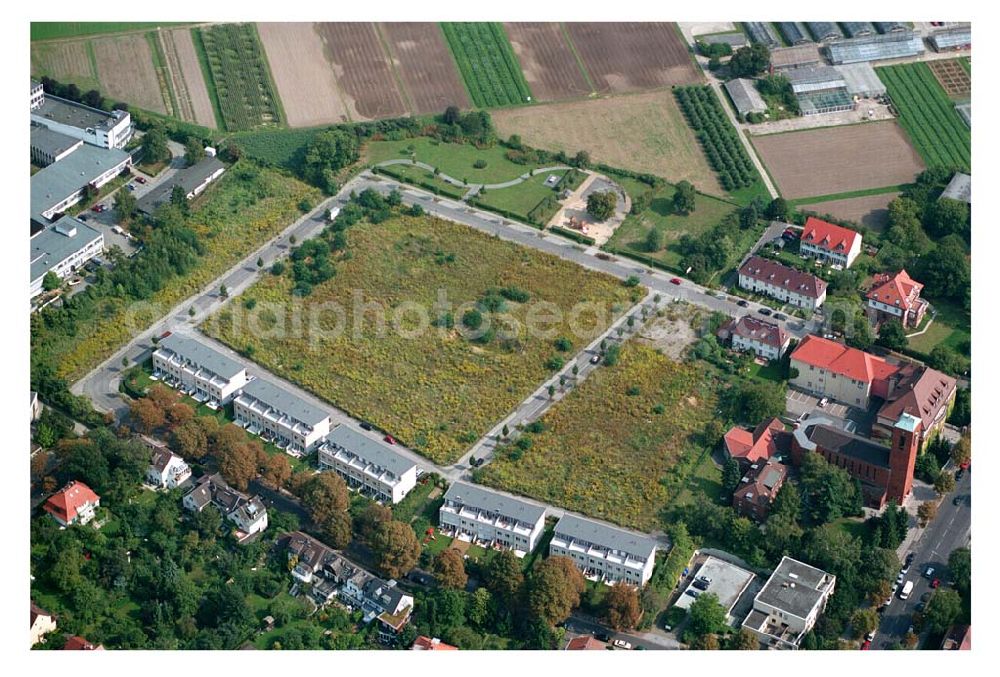 Aerial image Berlin - Dahlem - Blick auf das Wohnbaugelände an der Königin-Luise Straße in 14159 Berlin-Dahlem - ein Projekt der cds Wohnbau Berlin GmbH