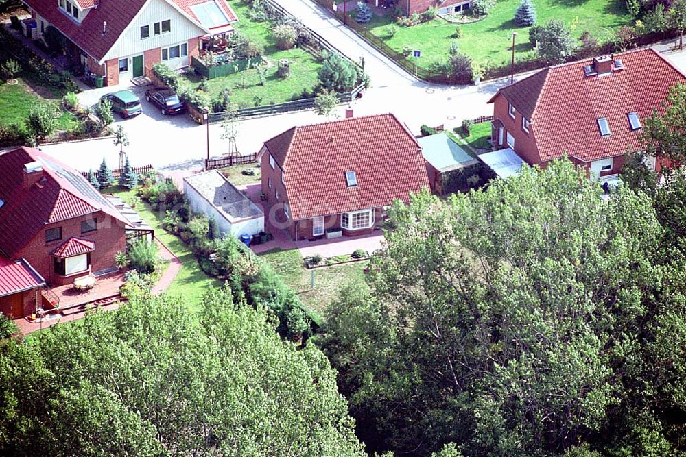 Aerial image Mirow / Mecklenburg Vorpommern - Blick auf ein Wohngebiet in Mirow / Mecklenburg Vorpommern 16.09.03