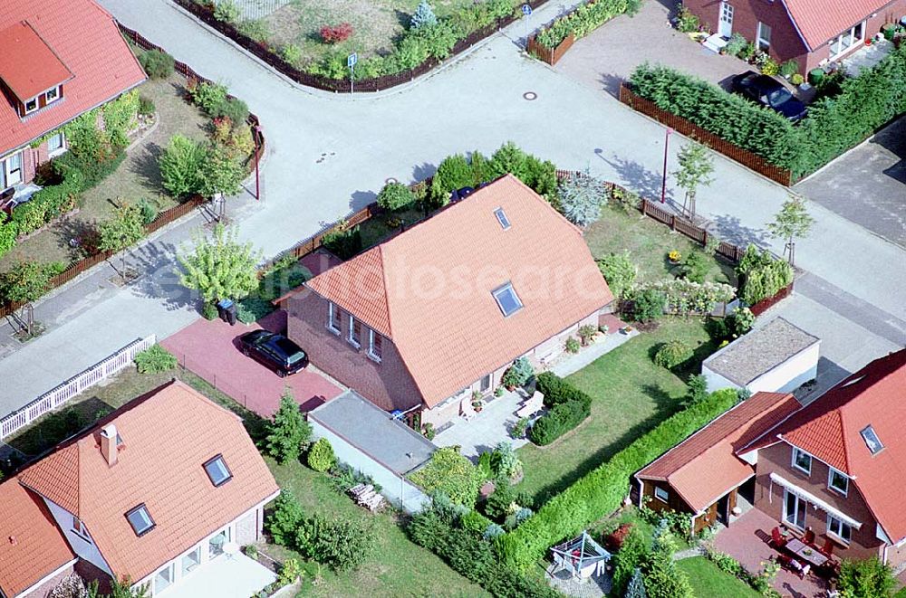 Mirow / Mecklenburg Vorpommern from above - Blick auf ein Wohngebiet in Mirow / Mecklenburg Vorpommern 16.09.03