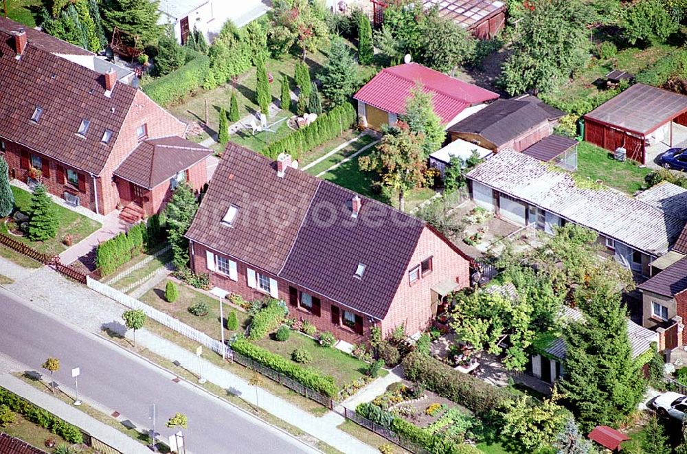 Mirow / Mecklenburg Vorpommern from above - Blick auf ein Wohngebiet in Mirow / Mecklenburg Vorpommern 16.09.03