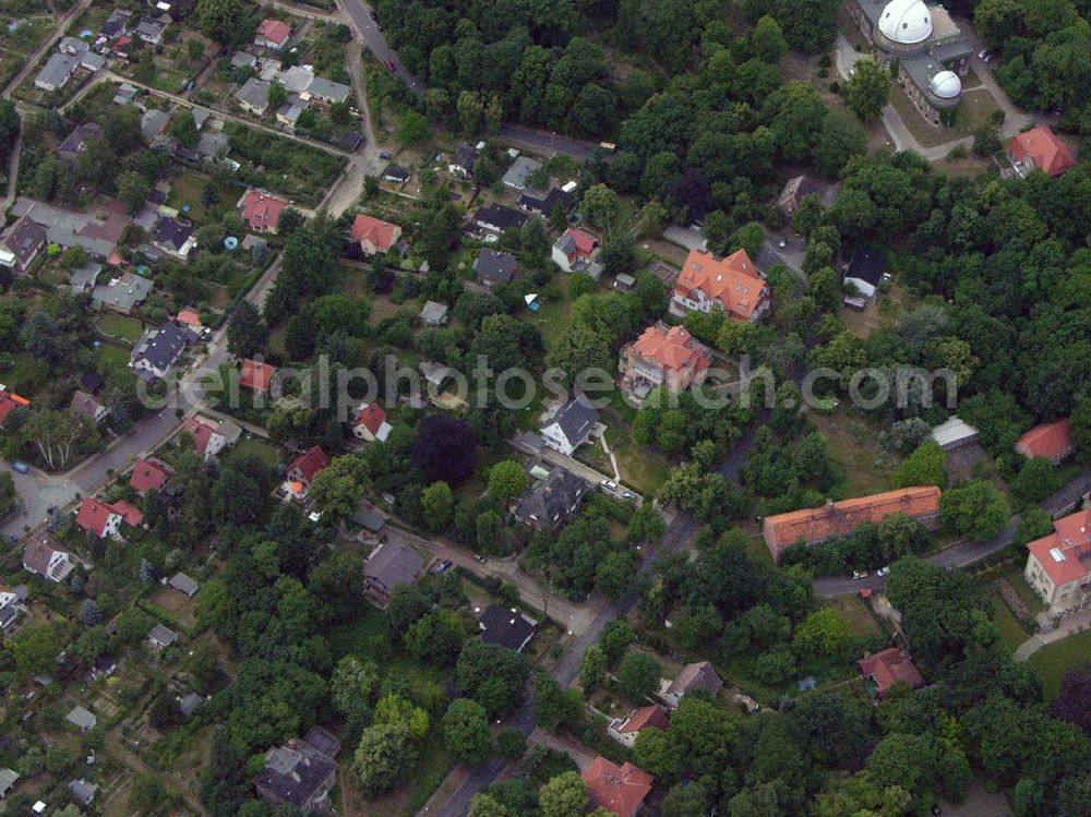 Potsdam-Babelsberg from the bird's eye view: Blick auf das Wohngebiet an der Rosa-Luxemburg-Straße in Potsdam - Babelsberg