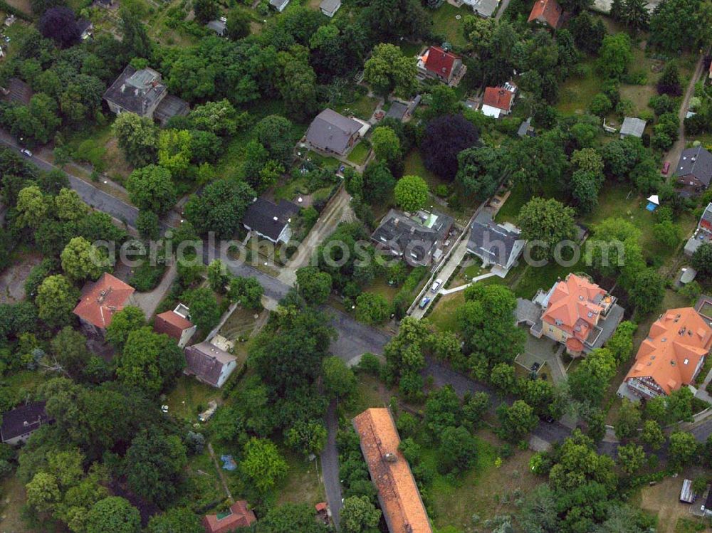 Potsdam-Babelsberg from the bird's eye view: Blick auf das Wohngebiet an der Rosa-Luxemburg-Straße in Potsdam - Babelsberg