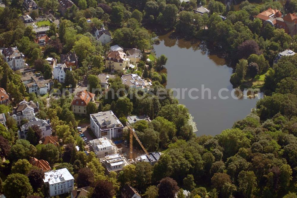 Berlin from the bird's eye view: Blick auf das Wohnneubaubaufeld der PREMIER Wohnbau an der Delbrückstrasse in Berlin-Steglitz an der Hundekehle.