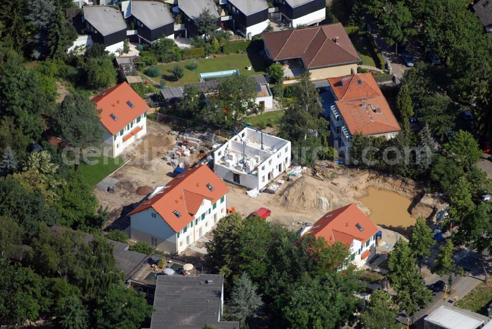 Berlin from the bird's eye view: Blick auf das Wohnneubaubaufeld der PREMIER Wohnbau an der Fürstenstraße in Berlin-Lichterfelde