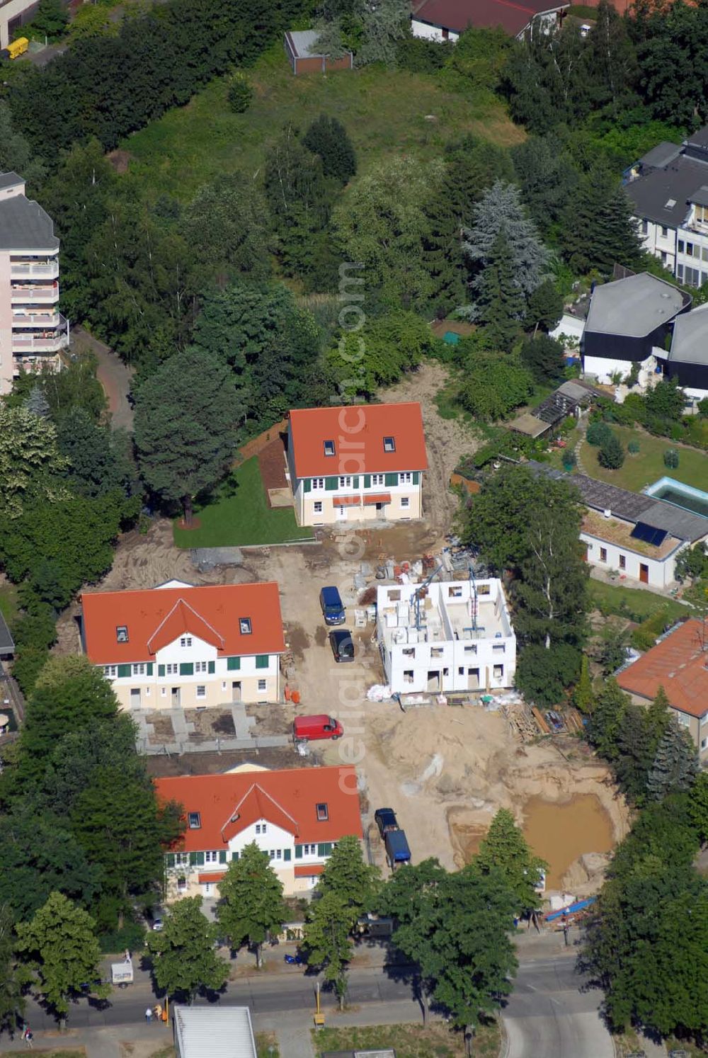 Berlin from the bird's eye view: Blick auf das Wohnneubaubaufeld der PREMIER Wohnbau an der Fürstenstraße in Berlin-Lichterfelde