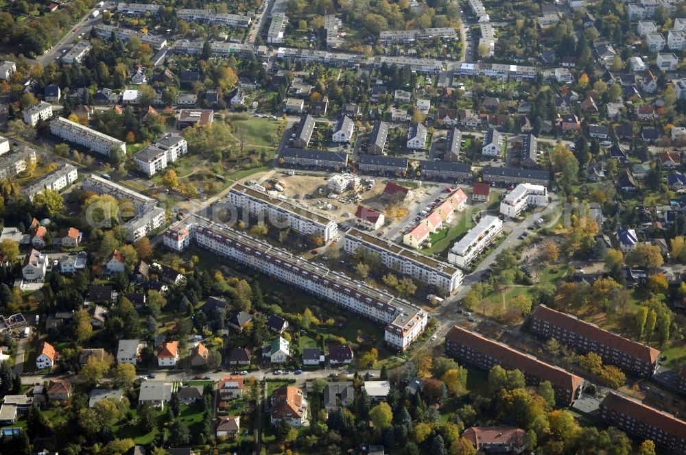 Aerial image Berlin - Blick auf das Wohnneubaugebiet der cds Wohnbau Berlin GmbH an der Tauernallee / Im Lesachtal, Wetzmannweg, Quarzweg in 12107 Berlin-Mariendorf. cds Wohnbau Berlin GmbH, Reinhardtstraße 8 in 10117 BERLIN. berlin@cds-wohnbau.de