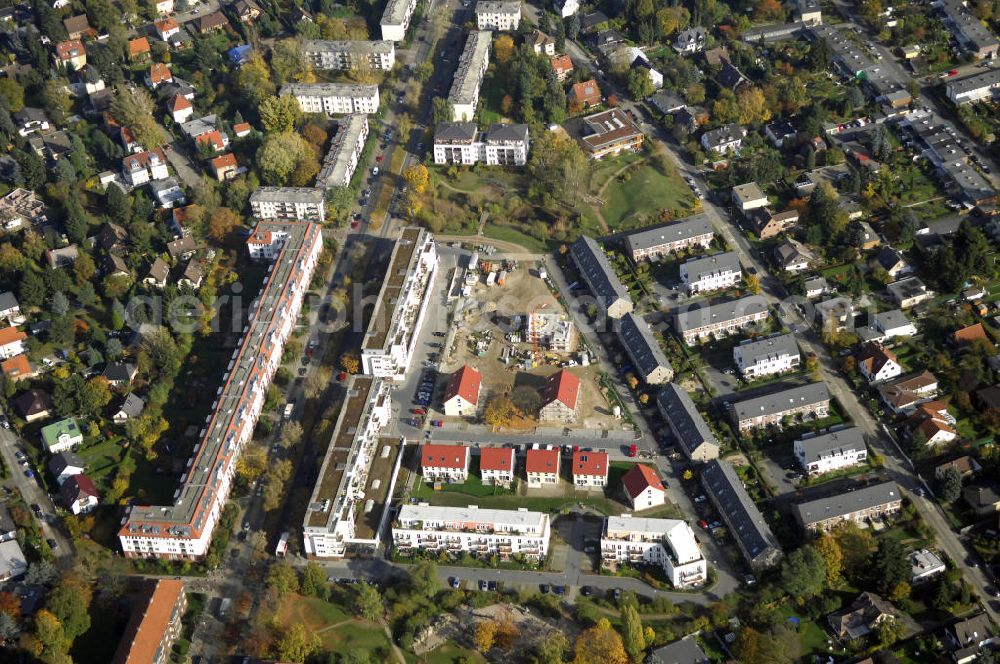 Aerial image Berlin - Blick auf das Wohnneubaugebiet der cds Wohnbau Berlin GmbH an der Tauernallee / Im Lesachtal, Wetzmannweg, Quarzweg in 12107 Berlin-Mariendorf. cds Wohnbau Berlin GmbH, Reinhardtstraße 8 in 10117 BERLIN. berlin@cds-wohnbau.de