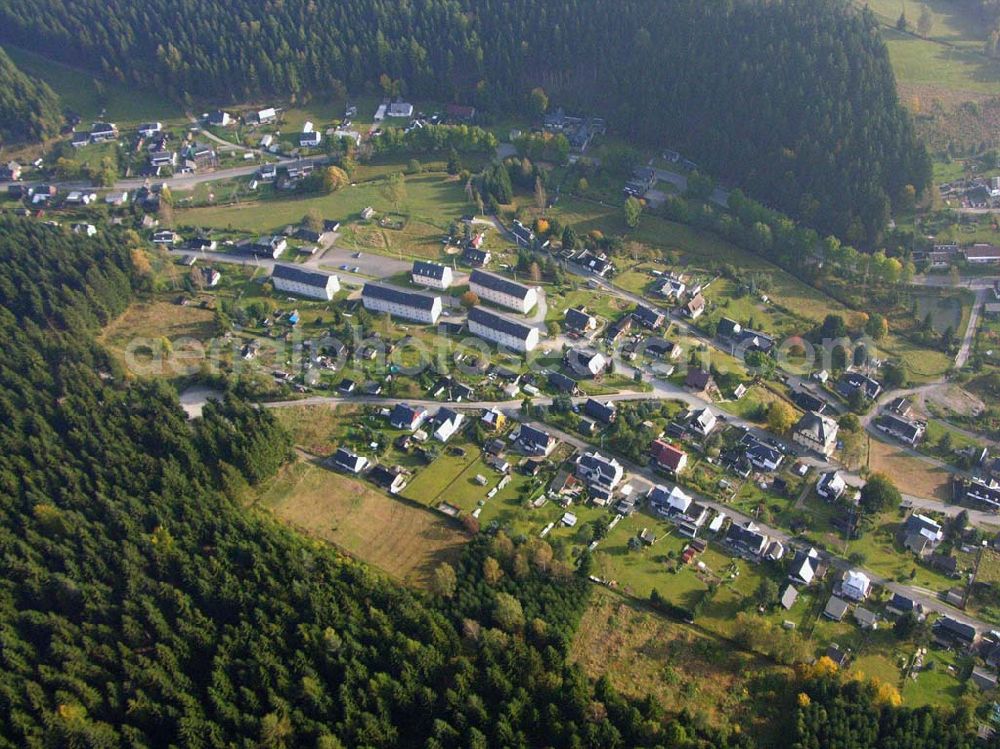 Klingenthal ( Sachsen ) from the bird's eye view: Blick auf das Wohnneubaugebiet im Westen von Klingenthal