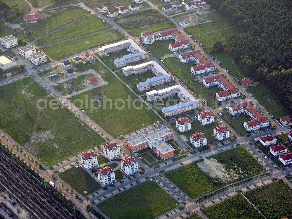 Aerial photograph Michendorf - 05.10.2004 Blick auf das Wohnungsneubaugebiet in Michendorf/ Potsdam Mittelmark.